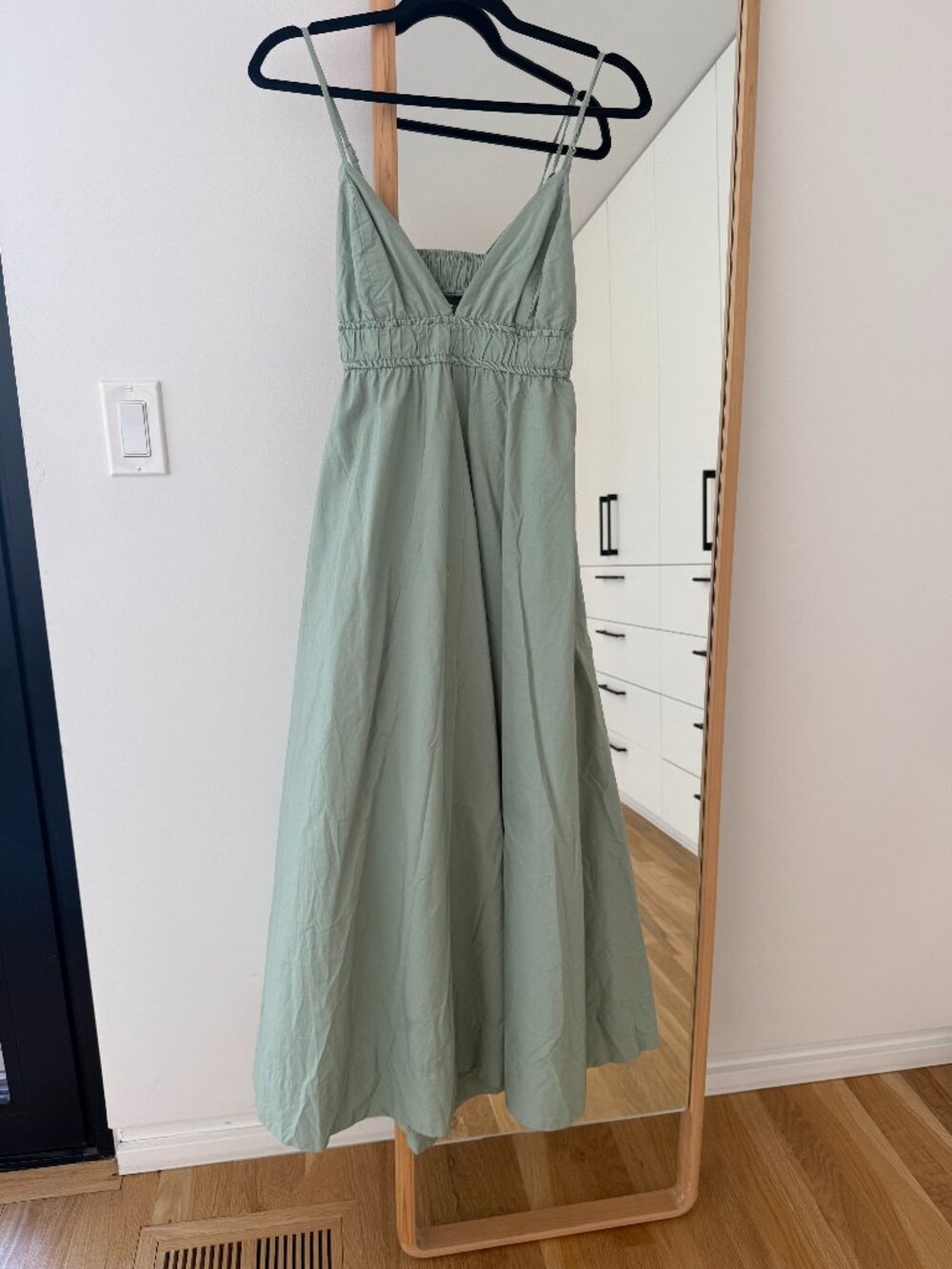 Aritzia Encourage Poplin Dress